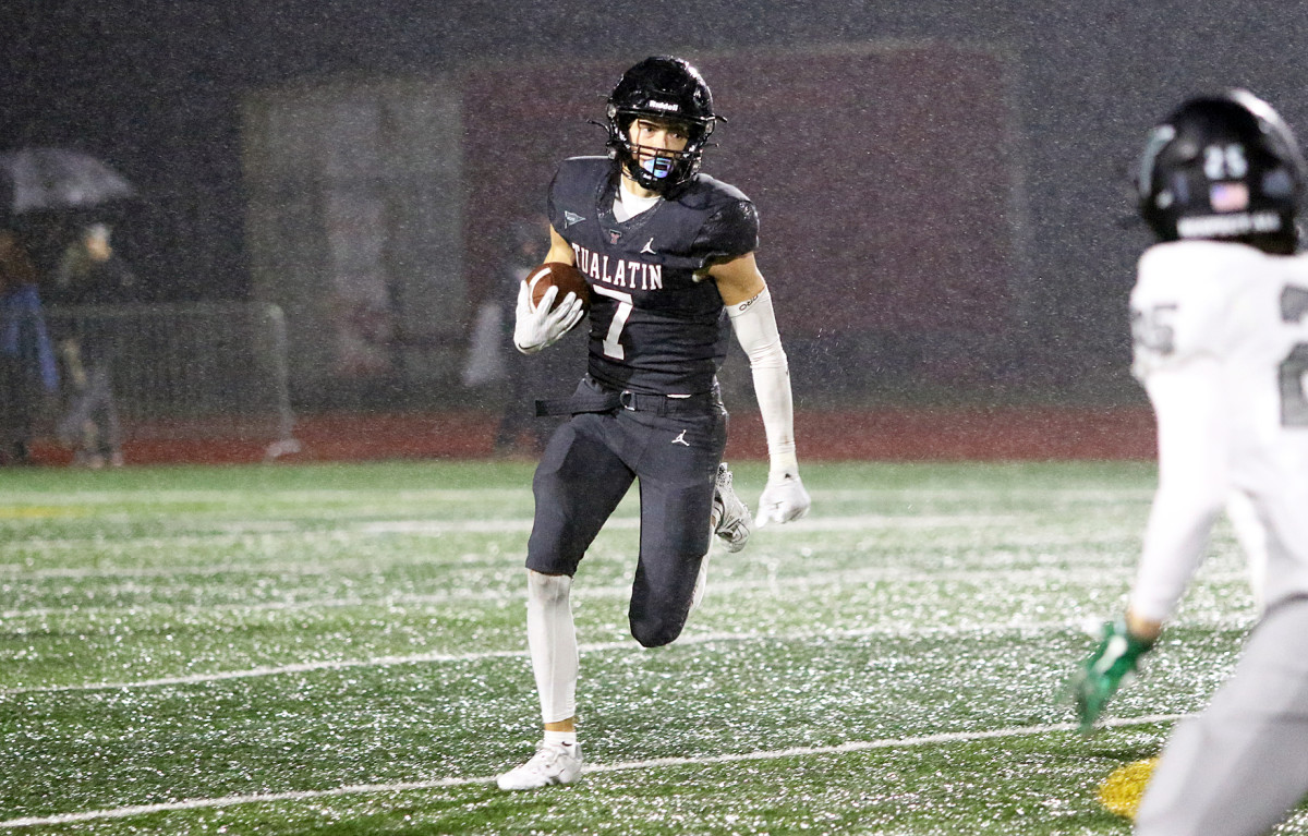 Tualatin Tigard football Oregon October 28 2022 Dan Brood 45